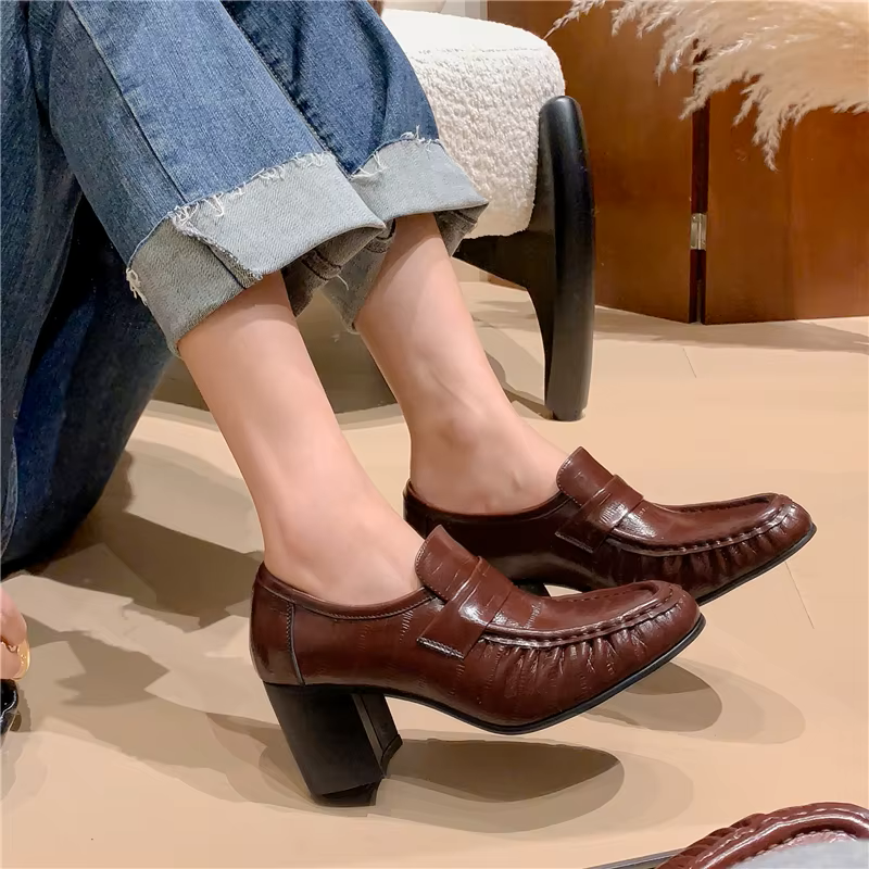 Chaussures Bordeaux en Cuir Souple à Talon 7 cm