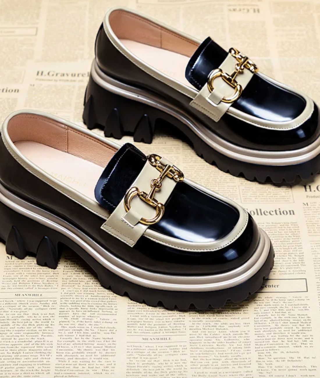 Mocassin à Plateforme en Cuir Verni Noir Profond – Femme