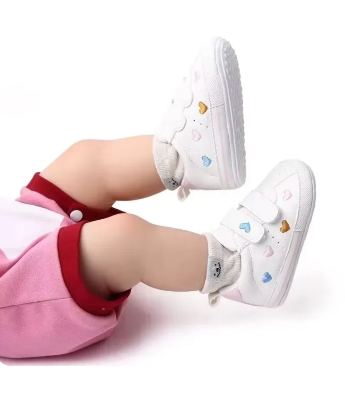 Mocassin à Motif Cœur en Cuir Blanc – Bébé