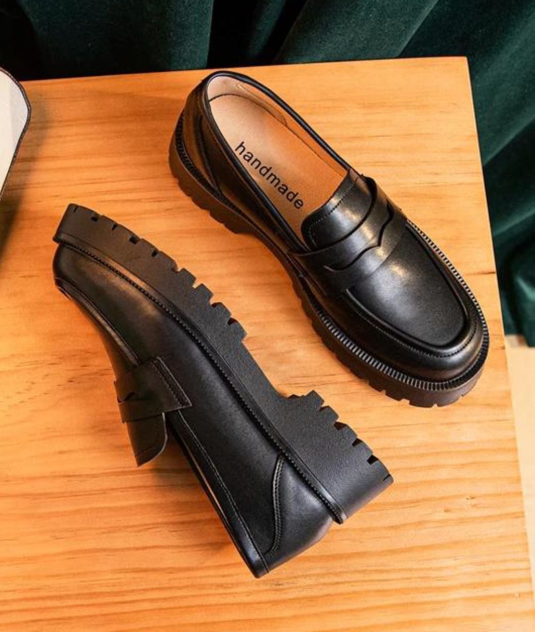 Mocassin à Plateforme en Cuir Noir Profond – Femme