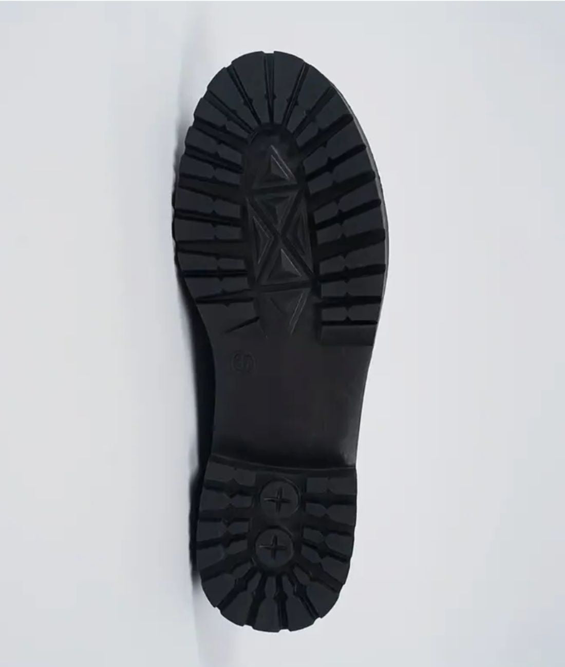 Mocassin à Plateforme en Cuir Verni Noir Profond – Femme