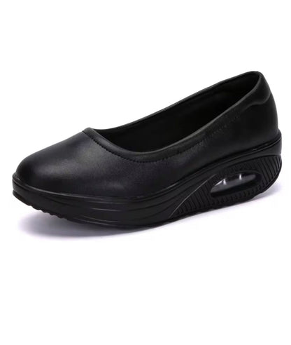 Mocassin Ballerine en Effet vernis Noir Brillant – Femme