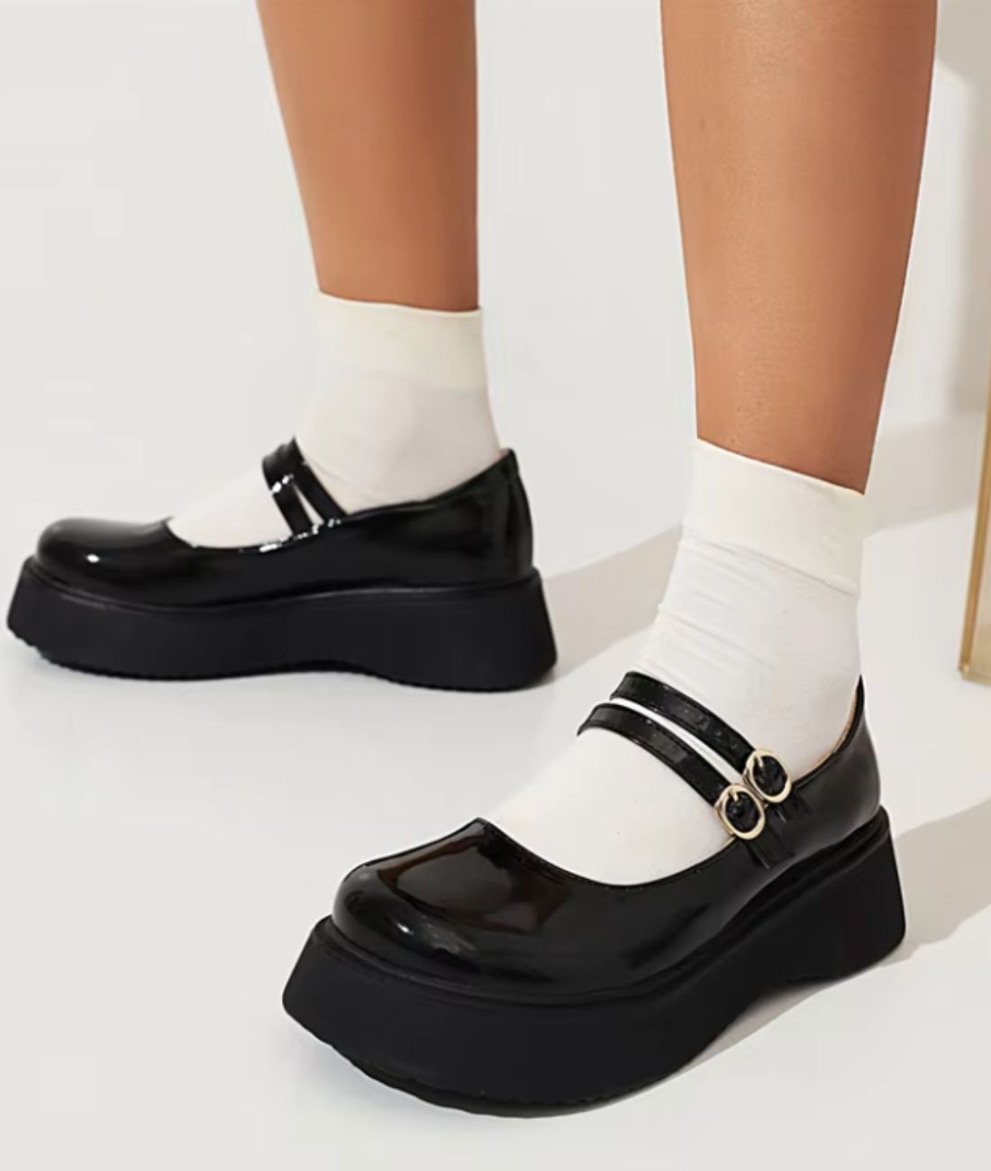 Mocassin Ballerine en Effet vernis Noir Profond – Femme