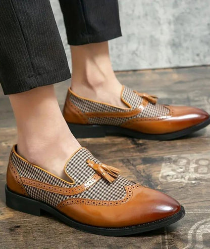 Mocassins À Gland À Carreaux Marron Et Blanc Pour Homme