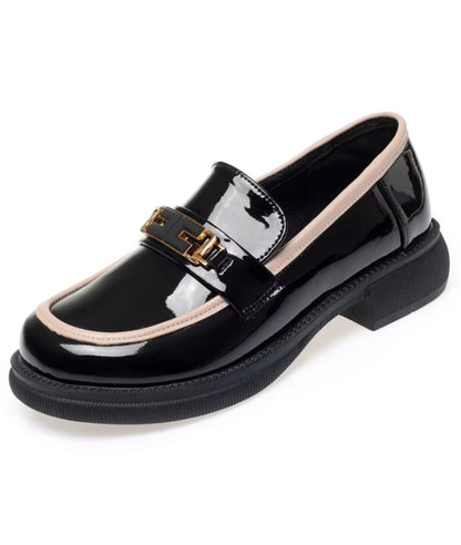 Mocassin à Bout Rond en Effet vernis Noir Profond – Femme