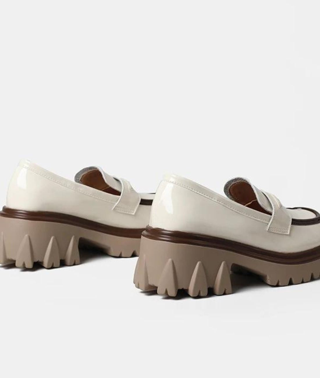 Mocassin à Semelle Épaisse en Effet vernis Blanc – Femme