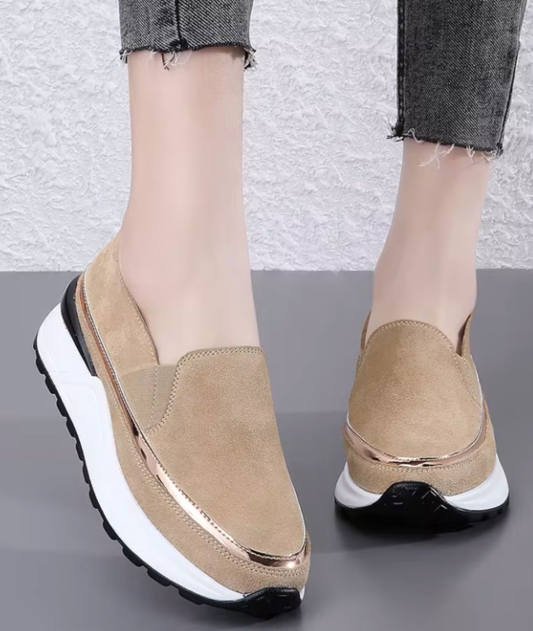 Mocassin en Daim Beige Sable à Plateforme – Femme
