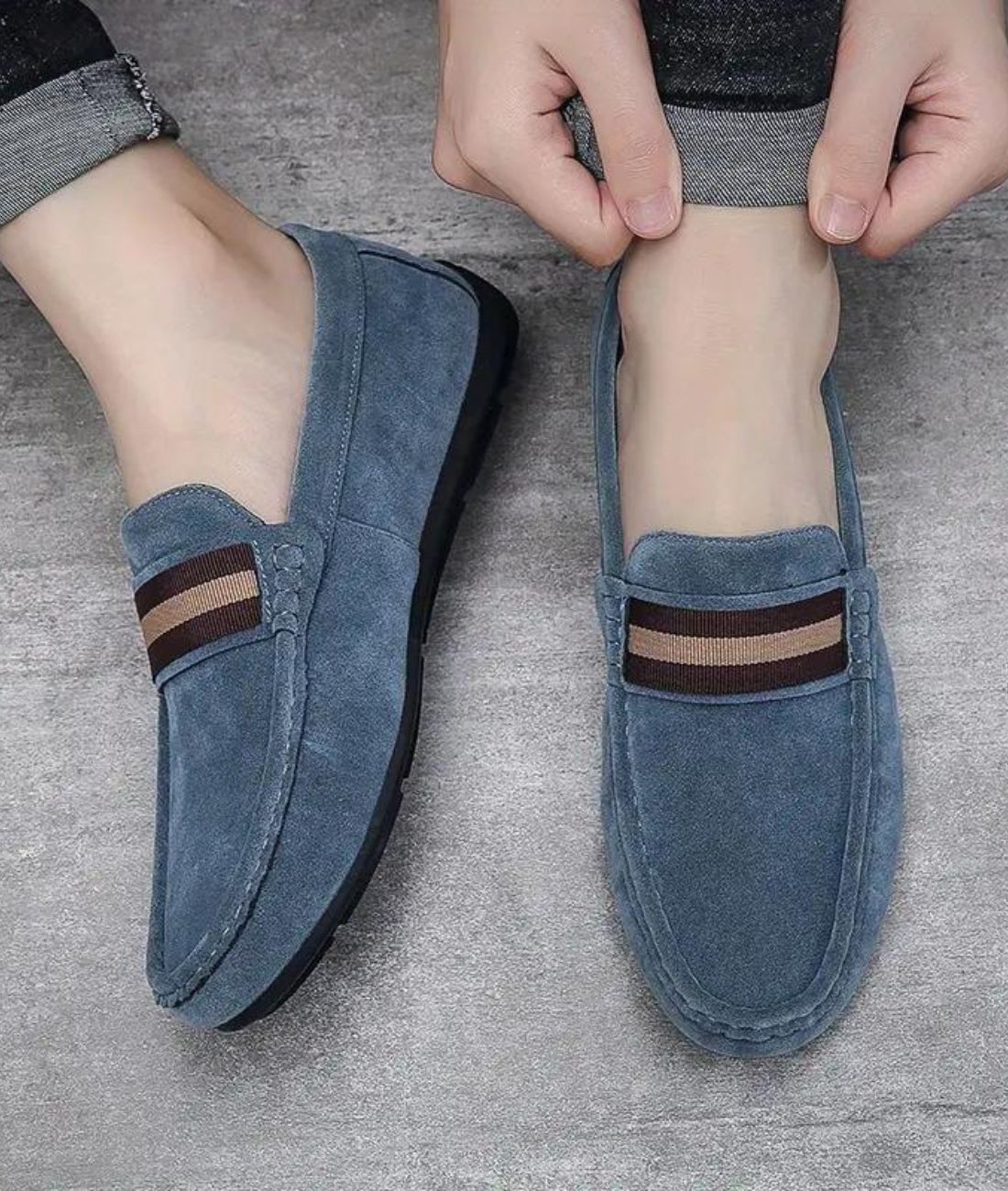 Mocassins En Suédine Synthétique Avec Un Design Original Pour Hommes