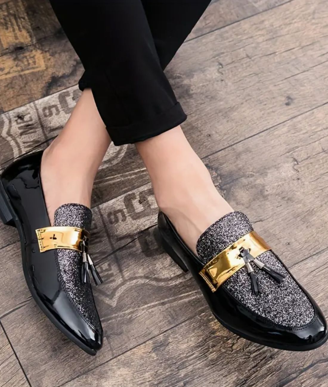 Mocassins À Glands en Effet cuir Et Bandelette Dorée Pour Homme