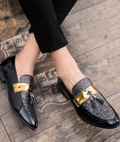 Mocassins À Glands en Effet cuir Et Bandelette Dorée Pour Homme