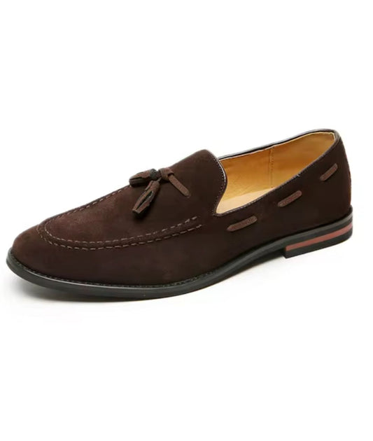 Mocassins À Glands en Effet cuir Suède À Surpiqûres Blanches