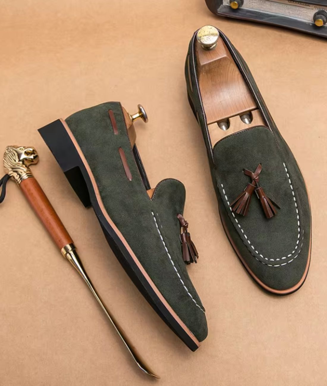 Mocassins À Glands En Suédine Verts