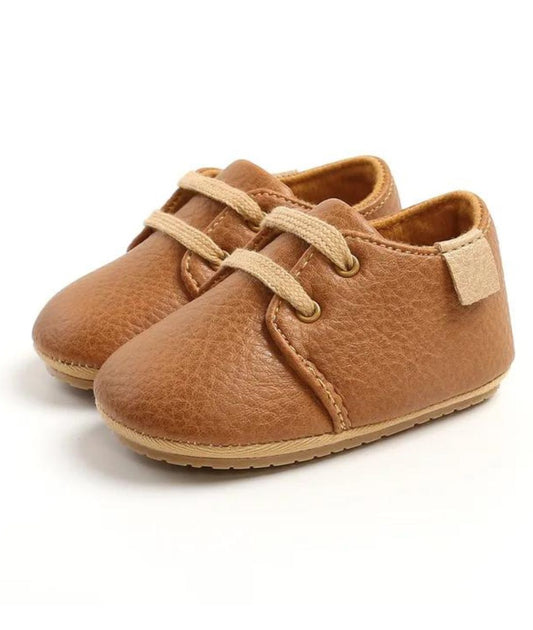 Mocassin à Lacets en Cuir Grainé Camel – Bébé