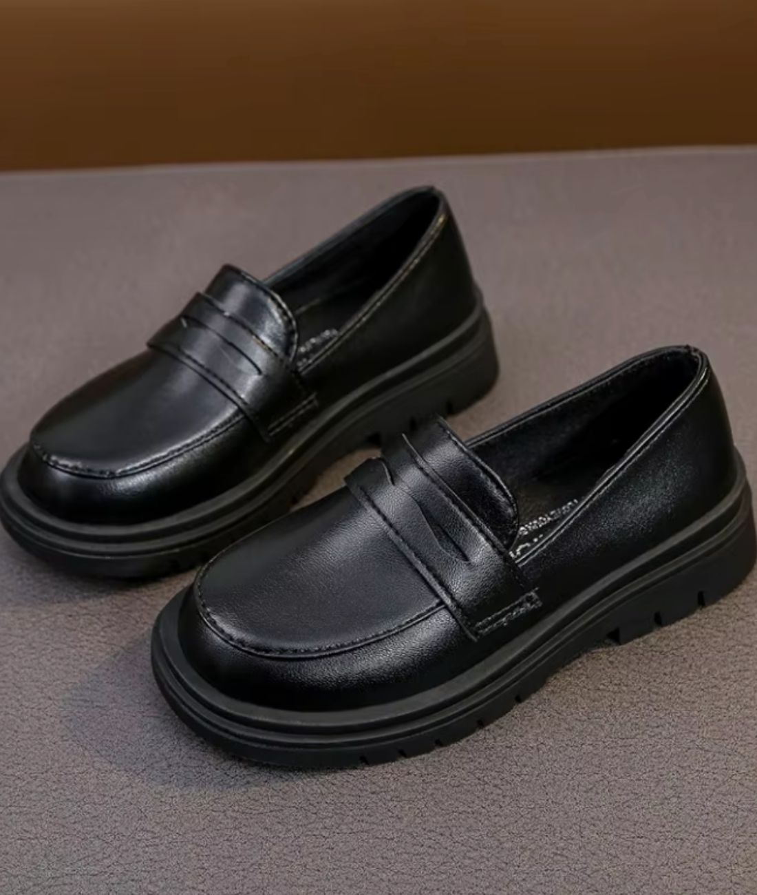 Mocassins Noir Brillant De Printemps Pour Garçons