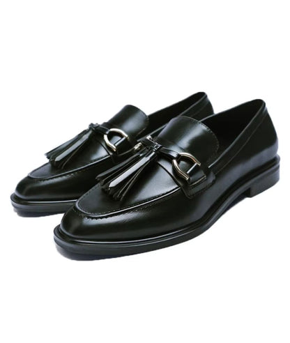 Mocassins Noirs À Glands À Enfiler Pour Femme