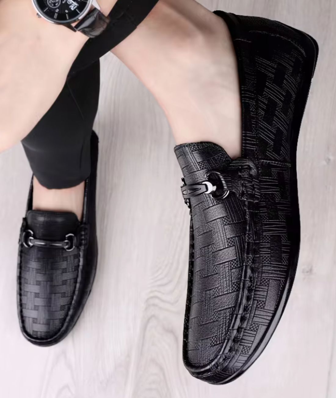 Mocassin Orthopédique Souple en Cuir Noir Profond – Homme