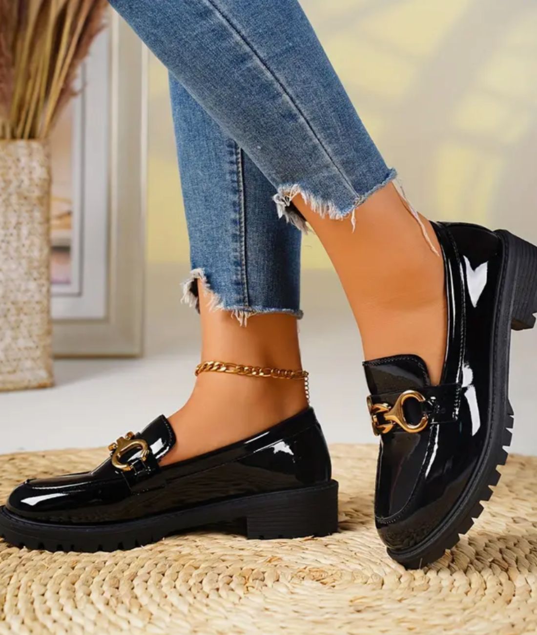 Mocassin à Plateforme en Cuir Verni Noir Profond – Femme