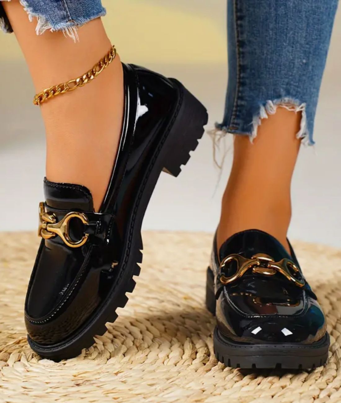 Mocassin à Plateforme en Cuir Verni Noir Profond – Femme