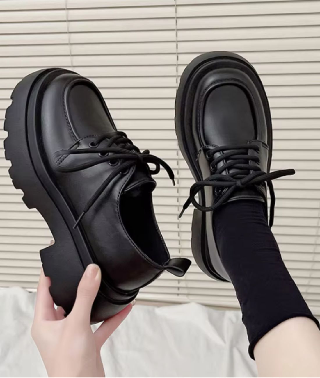 Mocassin à Plateforme en Cuir Synthétique Noir Profond – Femme