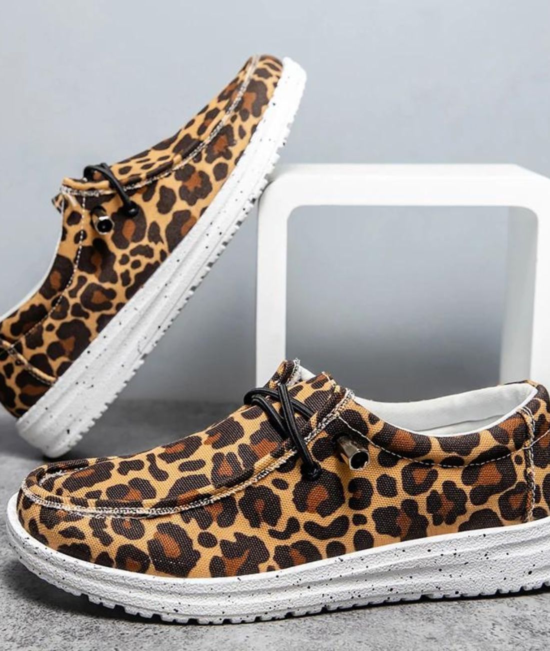 Mocassin Plat en Cuir Imprimé Léopard – Femme
