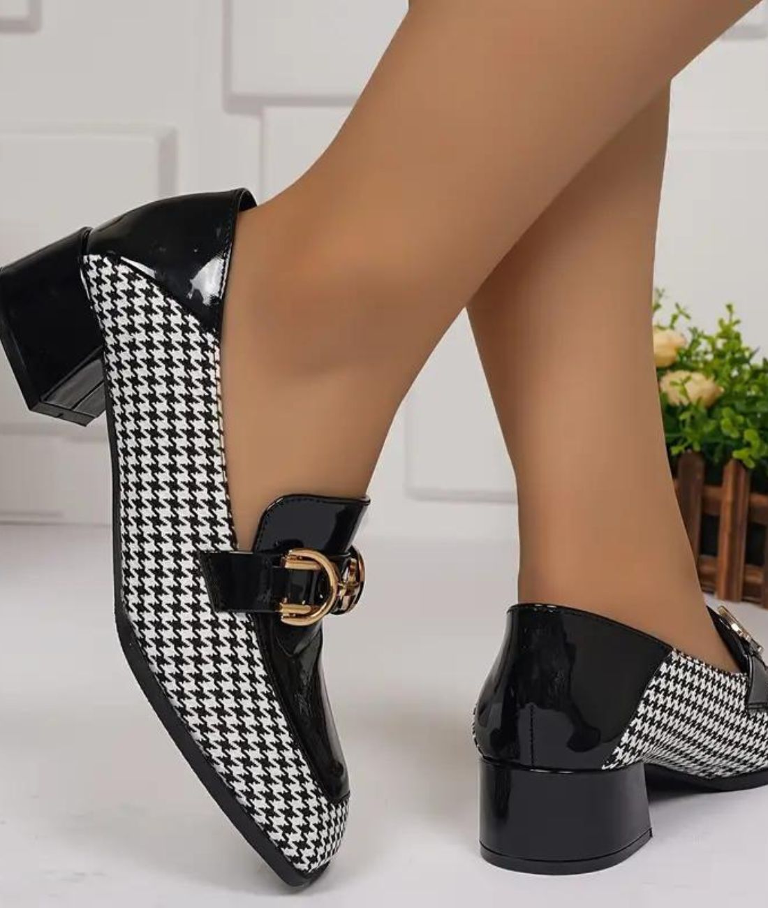 Mocassin à Talon en Effet vernis Noir Profond – Femme