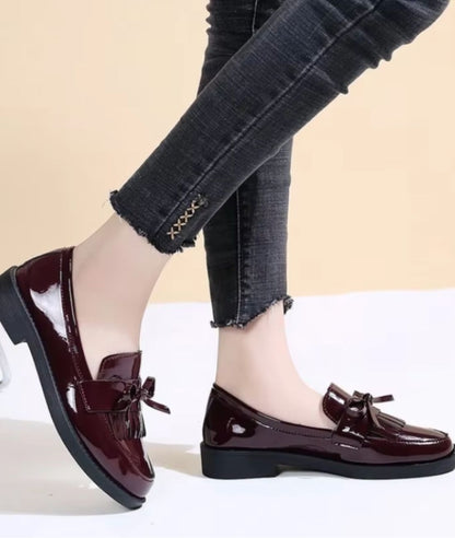 Mocassins À Talons Carrés Avec Frange Dans Le Style Vintage