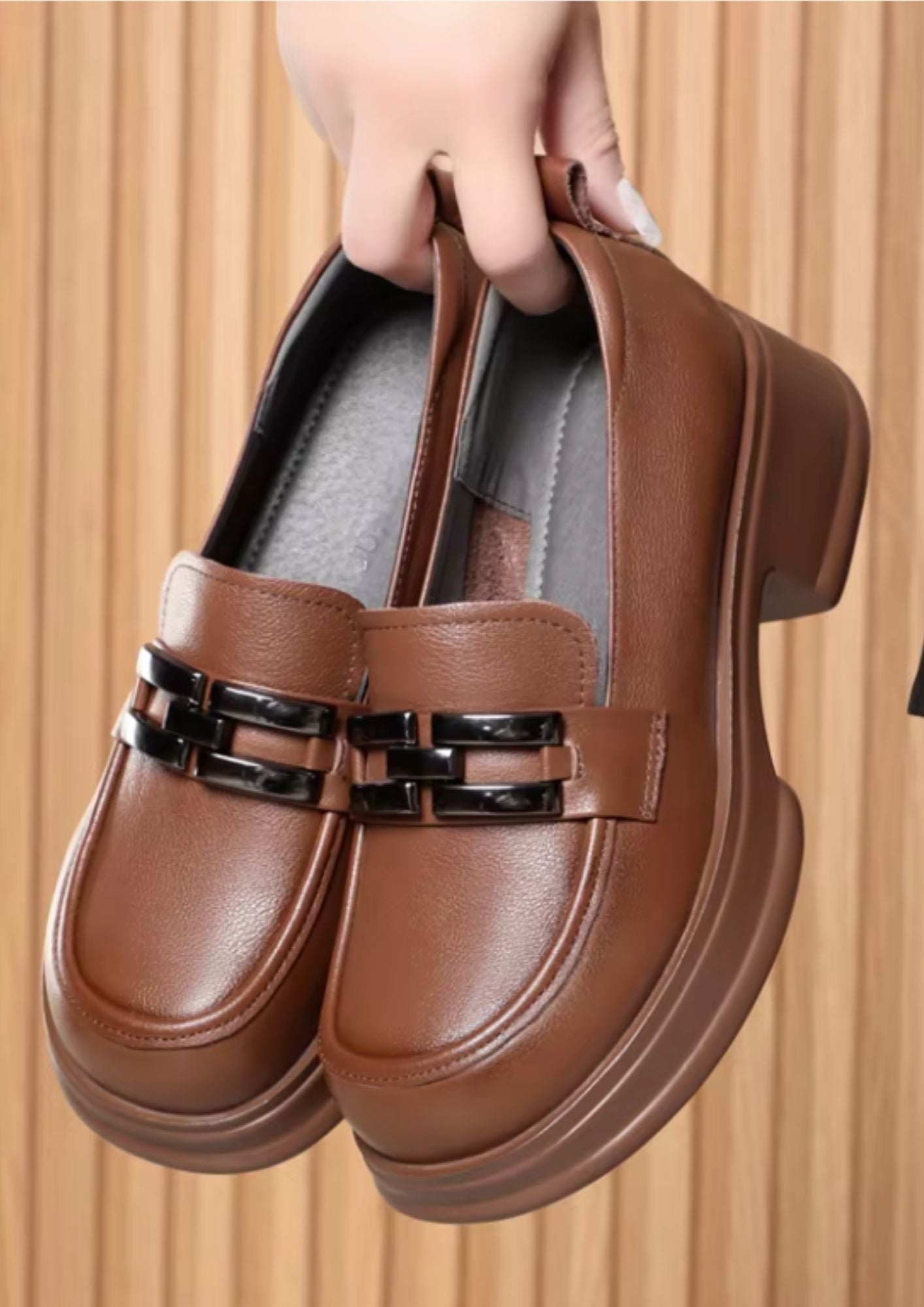 Mocassins À Talons Épais Aux Couleurs Neutres Pour Femmes