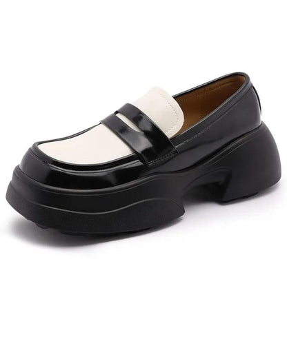 Mocassin Bicolore en Effet vernis Noir Profond et Beige – Femme