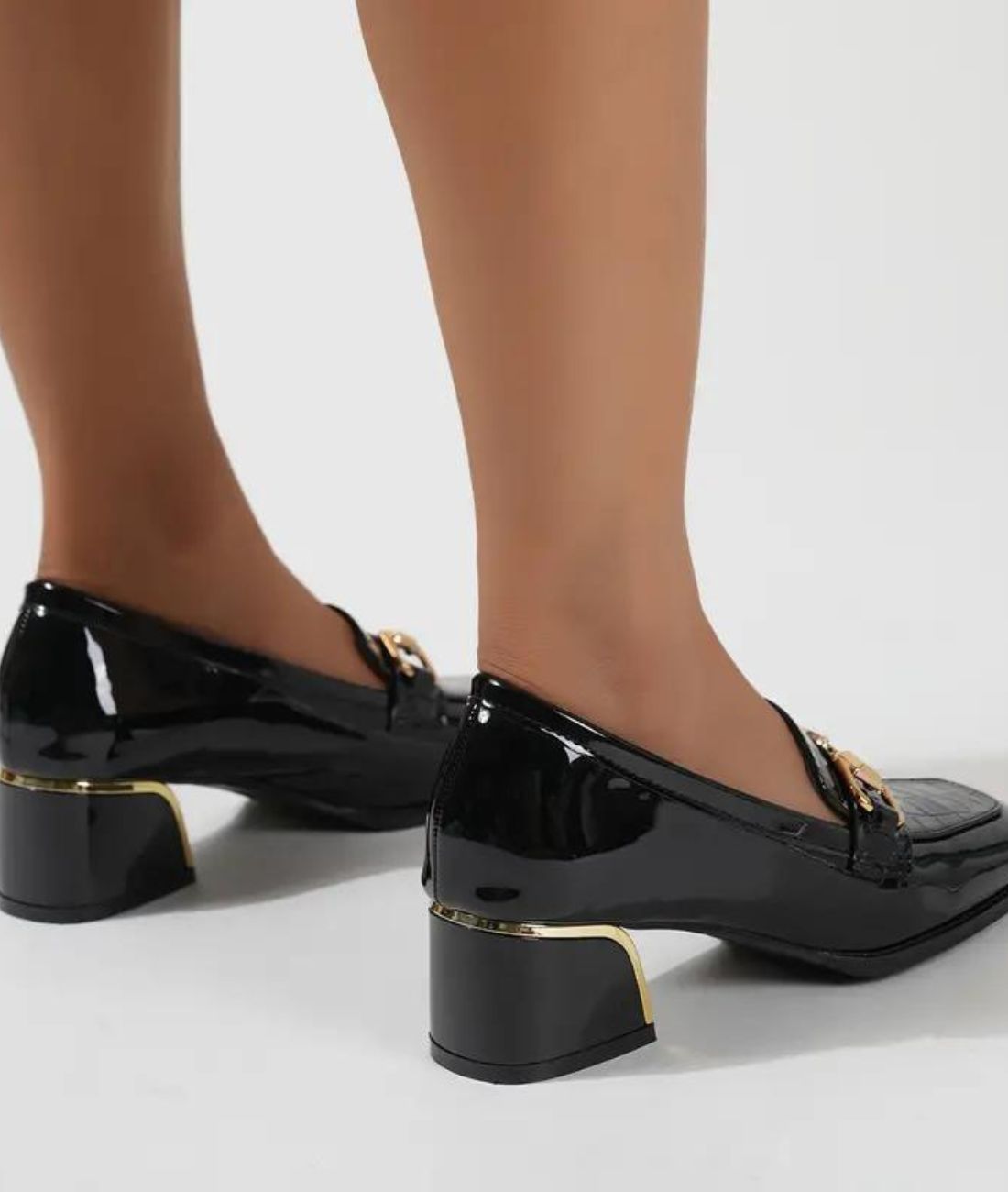 Mocassin Effet vernis avec Boucles Noir Profond – Femme