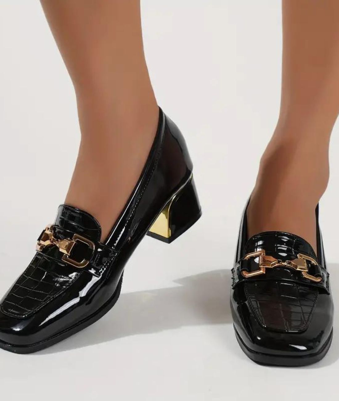 Mocassin Effet vernis avec Boucles Noir Profond – Femme