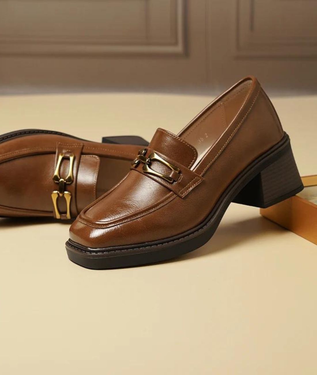 Mocassin en Effet vernis Marron Intense – Femme